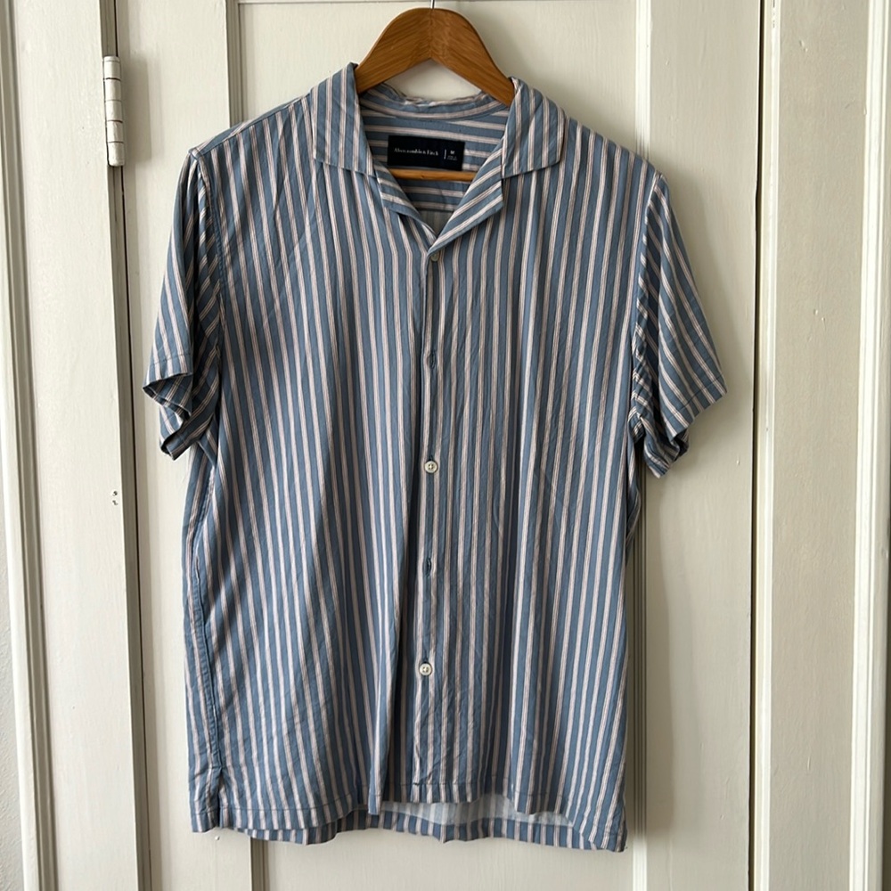 Striped Abercrombie & Fitch Button Down Camp/Cuban Collar Shirt